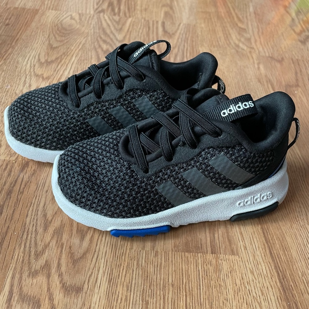 Adidas toddler Slip on Sneaker